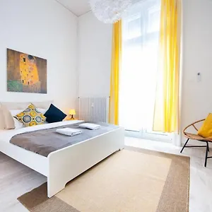 Сasa de vacaciones Very - Sunny - Comfy, Budapest