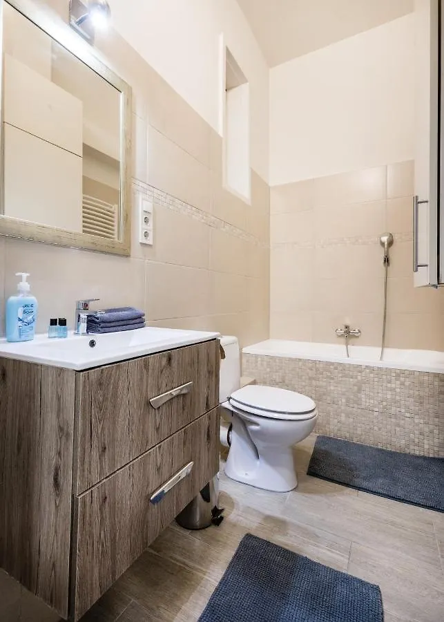 O Street 3 Bedroom Stylish Apartment Budapest 0*,